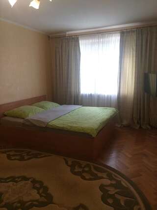 Апартаменты Apartment on Patriarkha Mstyslava Skrypnyka Street Киев Апартаменты с 2 спальнями-8